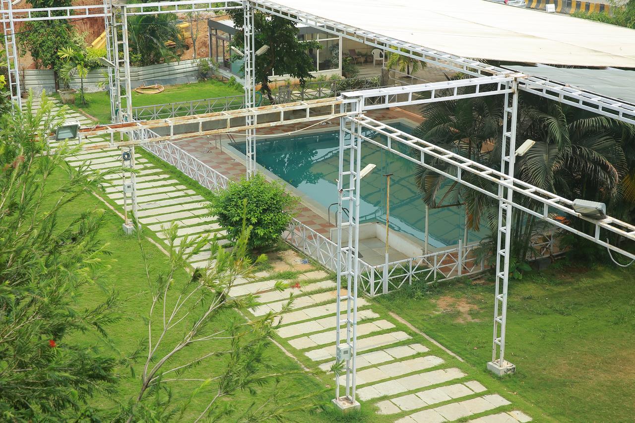 Lokis Forest Inn Hyderabad Exterior foto