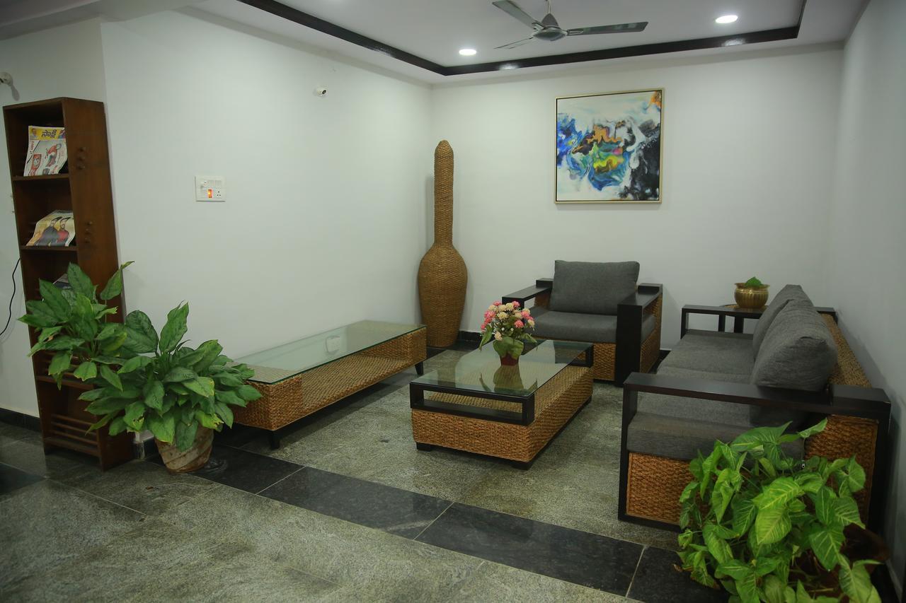 Lokis Forest Inn Hyderabad Exterior foto